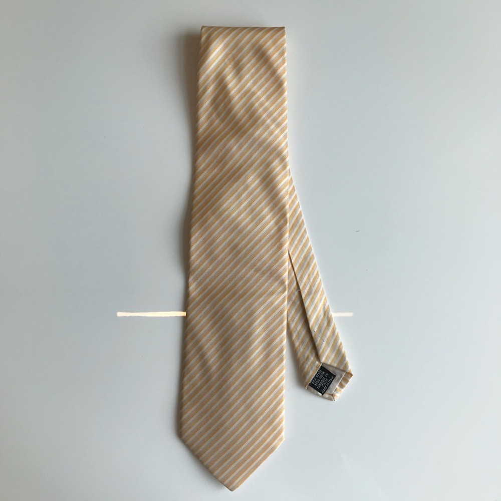 Hugo Boss tan and peach silk tie